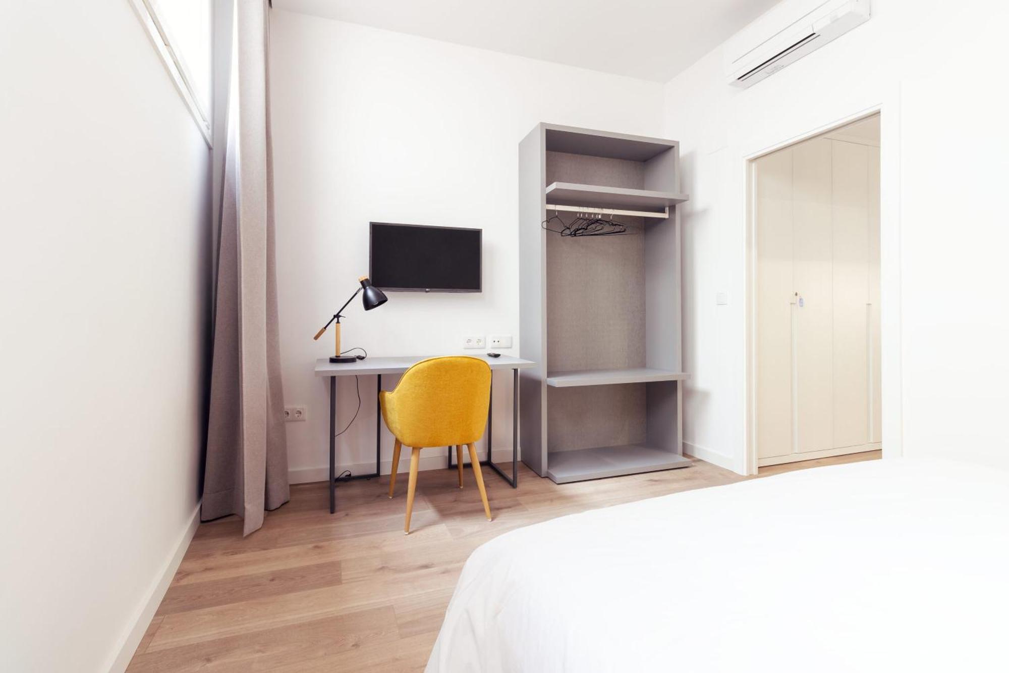 Acanto Apartment